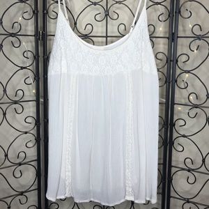 Cream colored tank top with lace detailing
